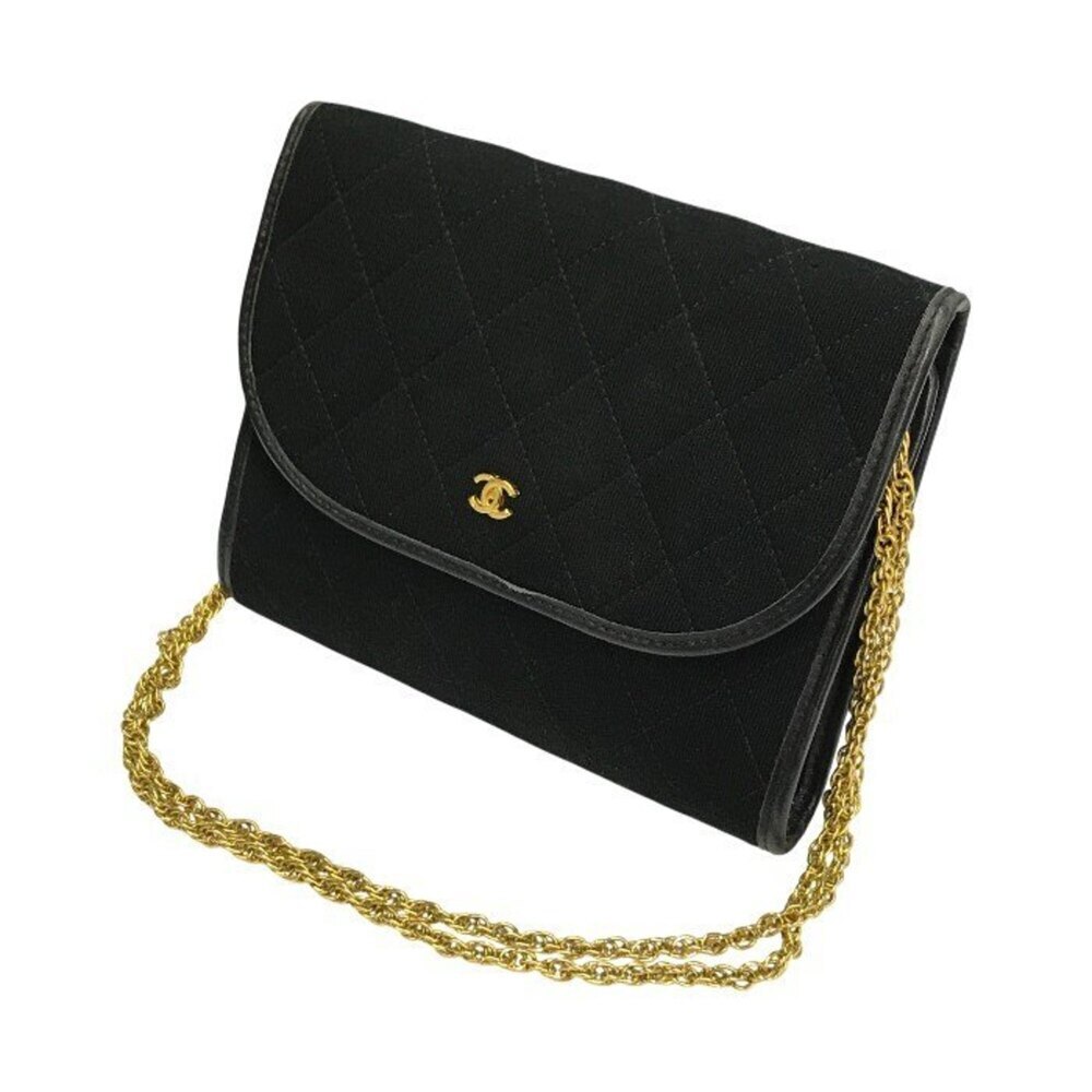 CHANEL Black Shoulder Bag